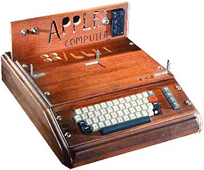 Первое детище компании — Apple I